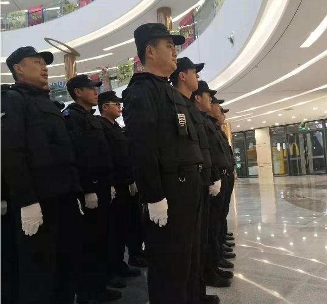 關(guān)于襄陽活動保安服務(wù)如何做好現(xiàn)場的安全工作，這里有介紹！