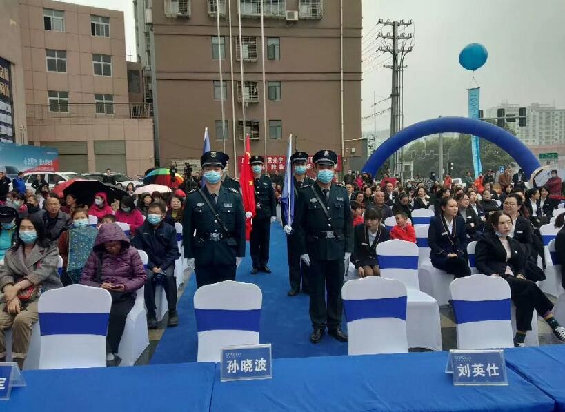 湖北獵鷹保安公司協星藝佳商場耀世啟航