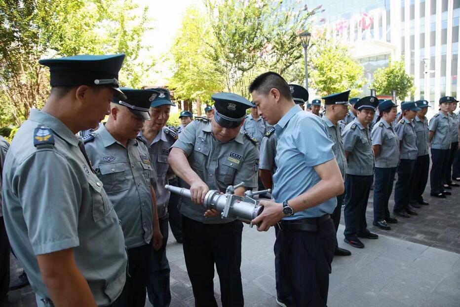 有保安與沒(méi)保安的小區(qū)，你會(huì)選擇哪個(gè)小區(qū)呢？